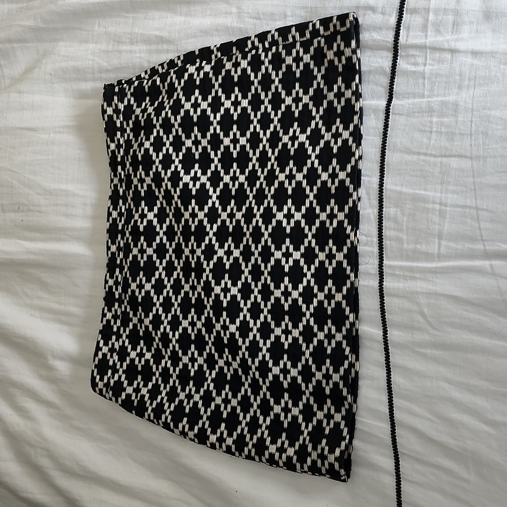 Mango Casualwear Skirt. Size 6